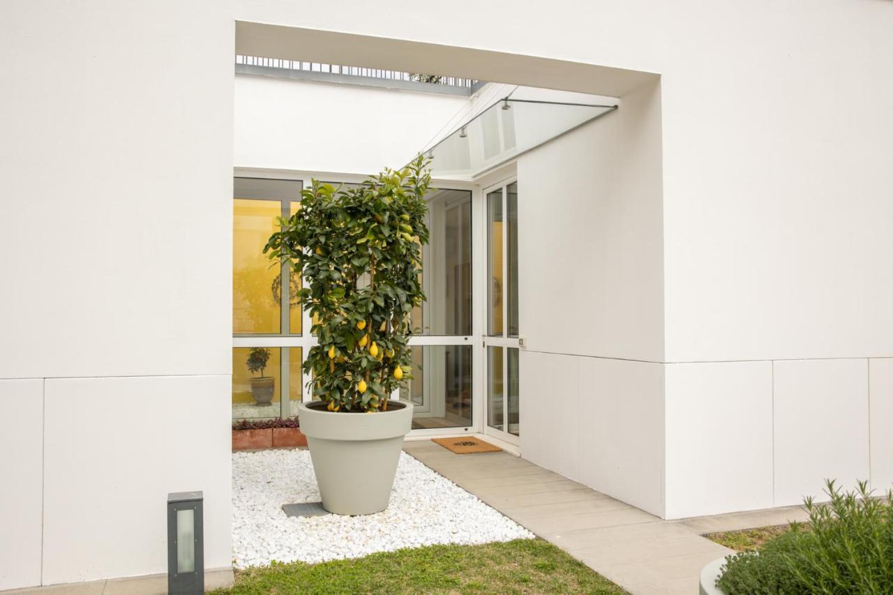 Lakefront Contemporary - By My Home In Como Cadenabbia Εξωτερικό φωτογραφία